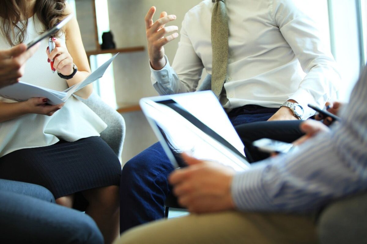 leadership team meeting